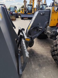 PHOTO-2025-05-08-17-47-35 1